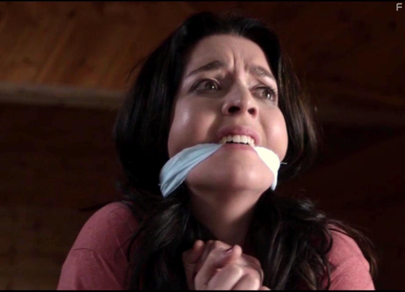 Marie-Eve Perron in France KBEK (2014)