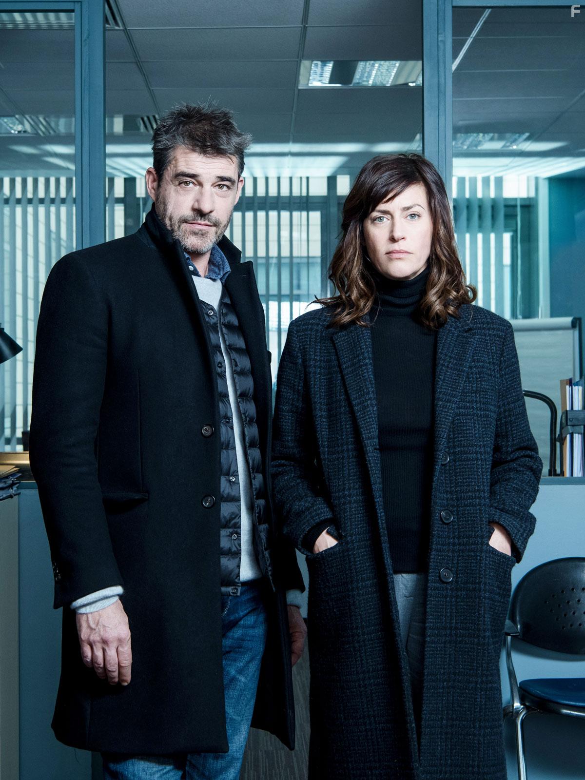 Thierry Neuvic and Anne Caillon in La Maldiction de Provins (2019)