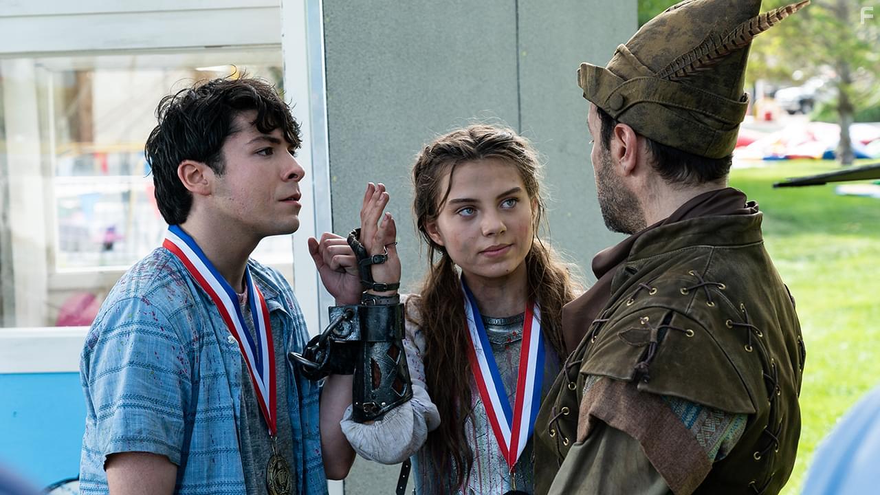 Andrew Pifko, Caitlin Carmichael, and Sloane Morgan Siegel in Dwight in Shining Armor (2019)