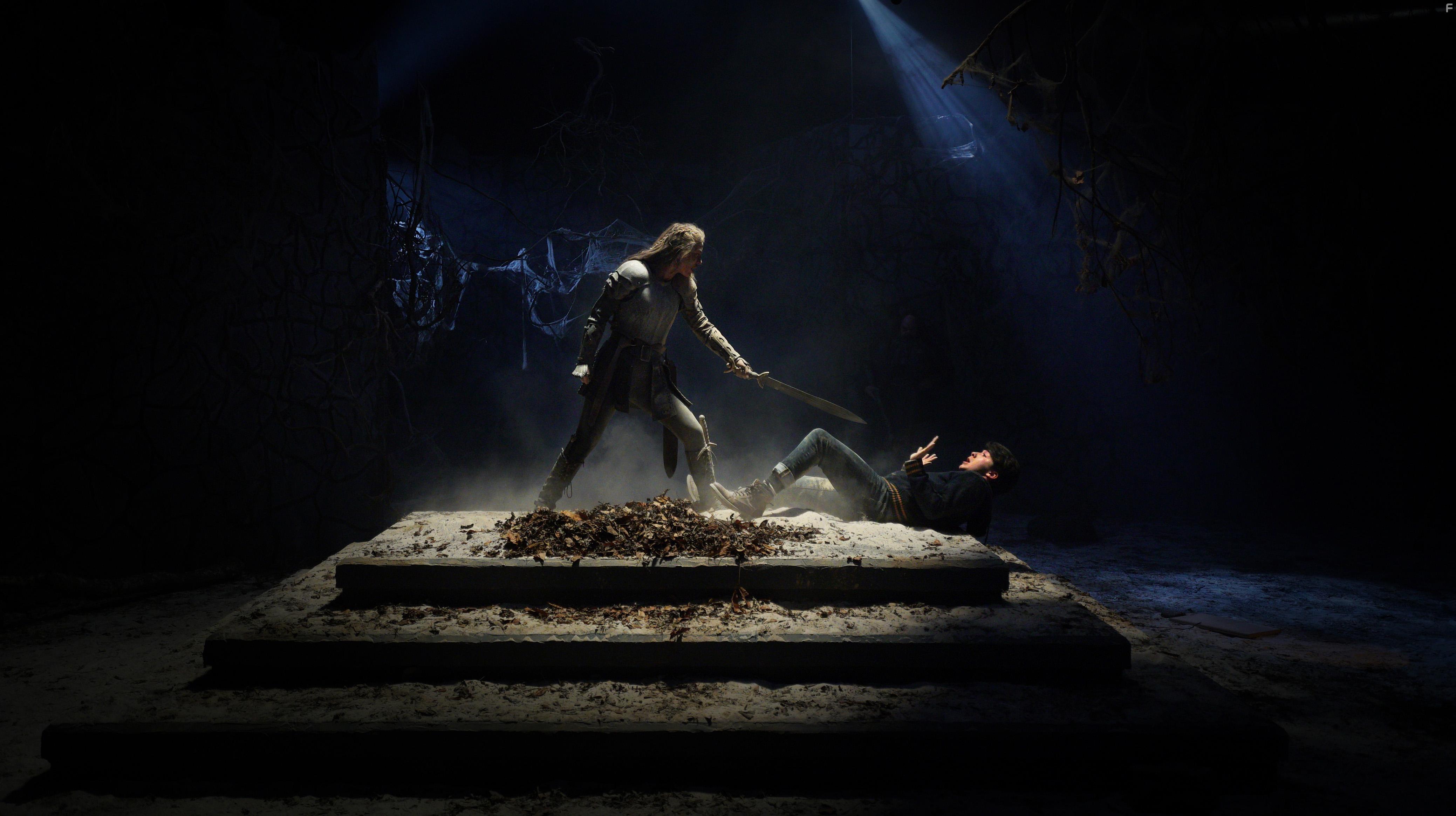 Caitlin Carmichael and Sloane Morgan Siegel in Dwight in Shining Armor (2019)