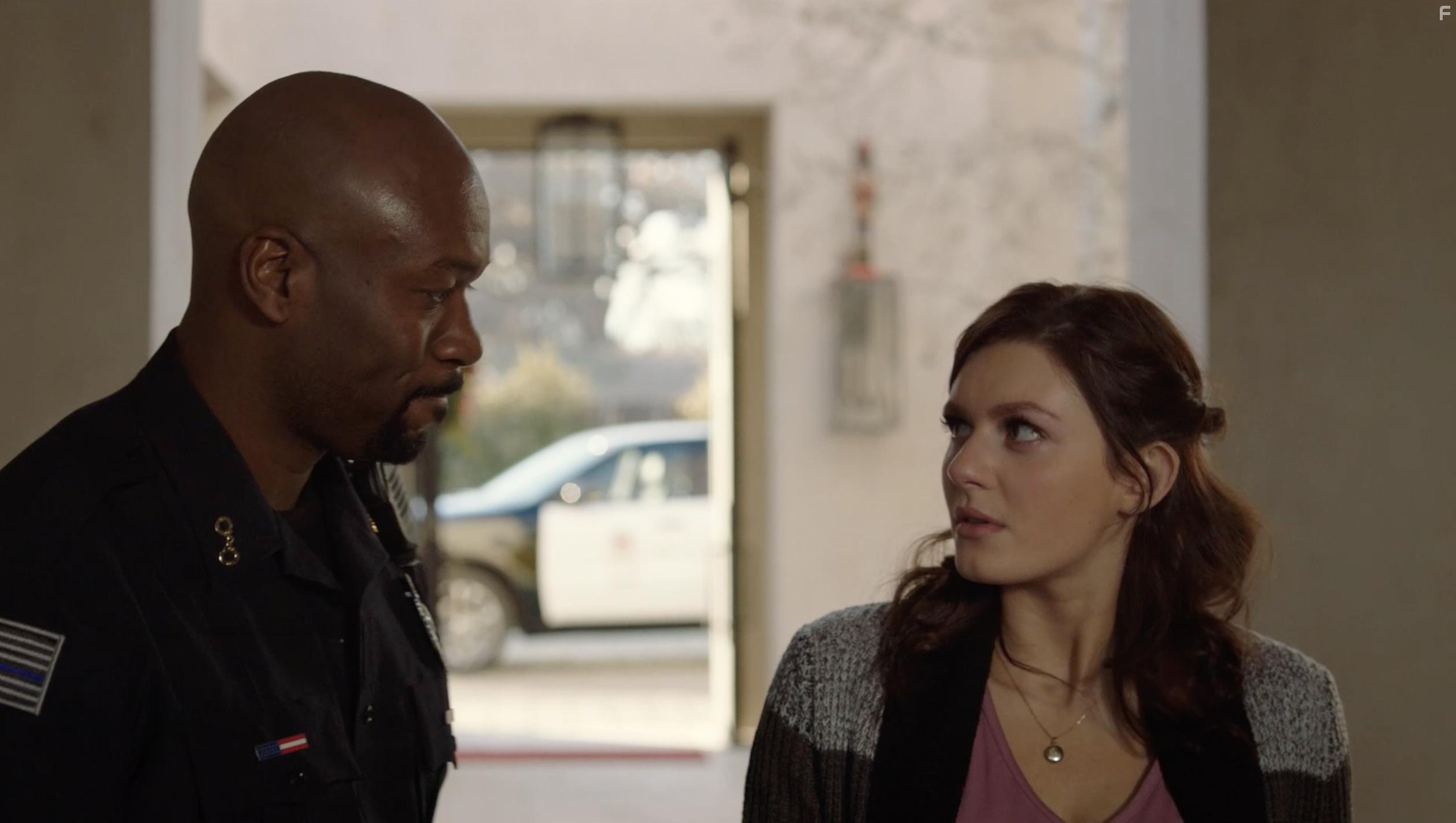 Sean Reuben Smith and Carrie Wampler in The Surrogate (2020)