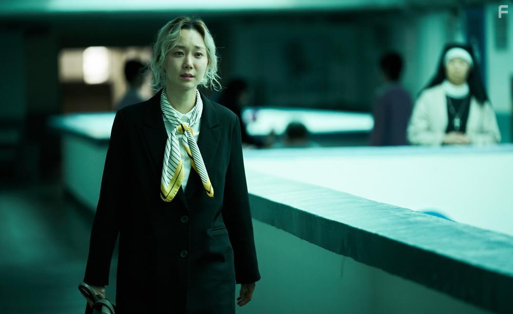 Yoo-Young Lee in SF8 (2020)