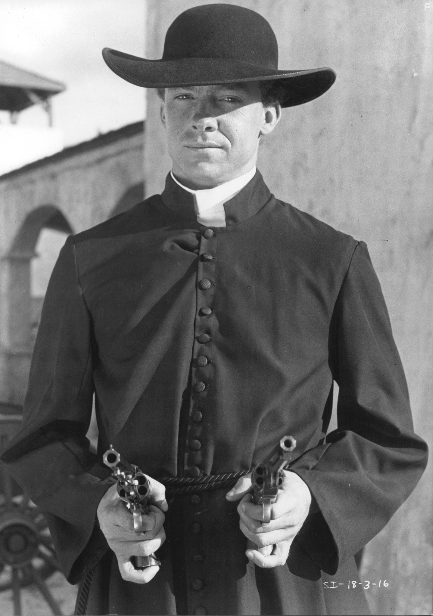 Michael O'Keefe in Нэйт и Хейс (1983)