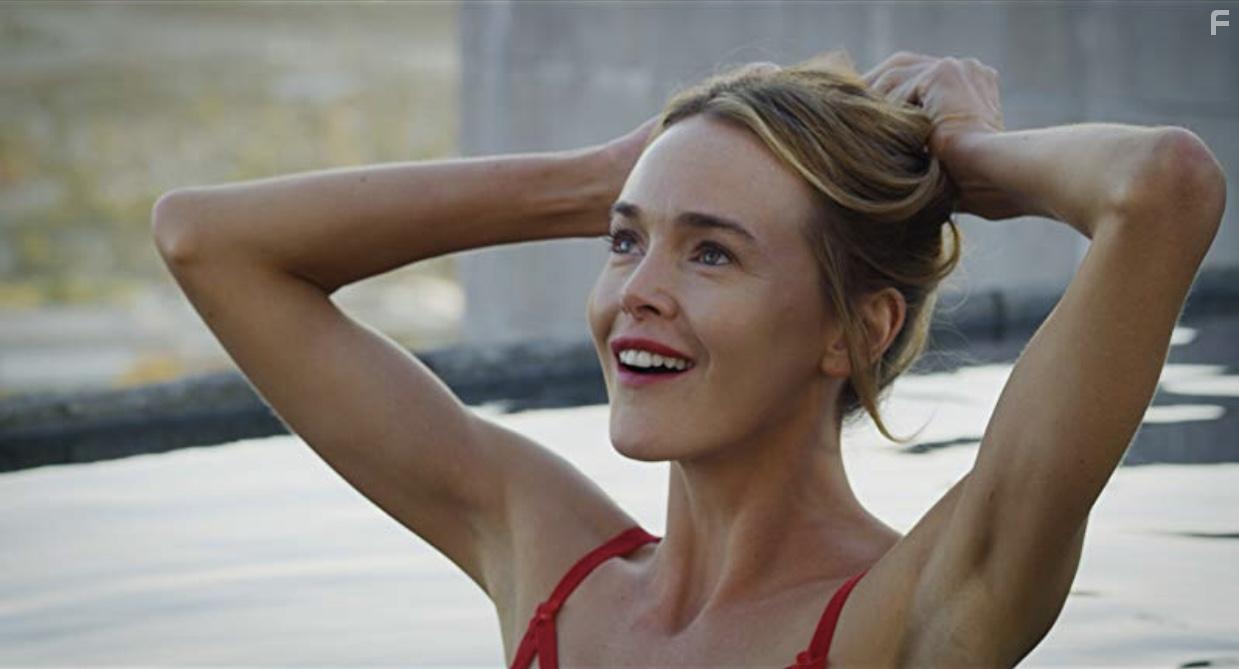 Still of Isabelle Chester in Loves Me, Loves Me Not