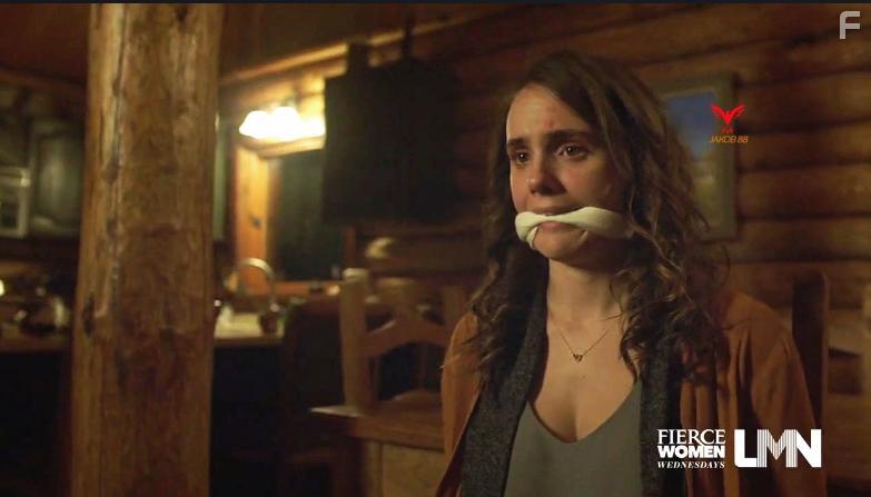 Cassie Howarth in Model Citizen (2020)