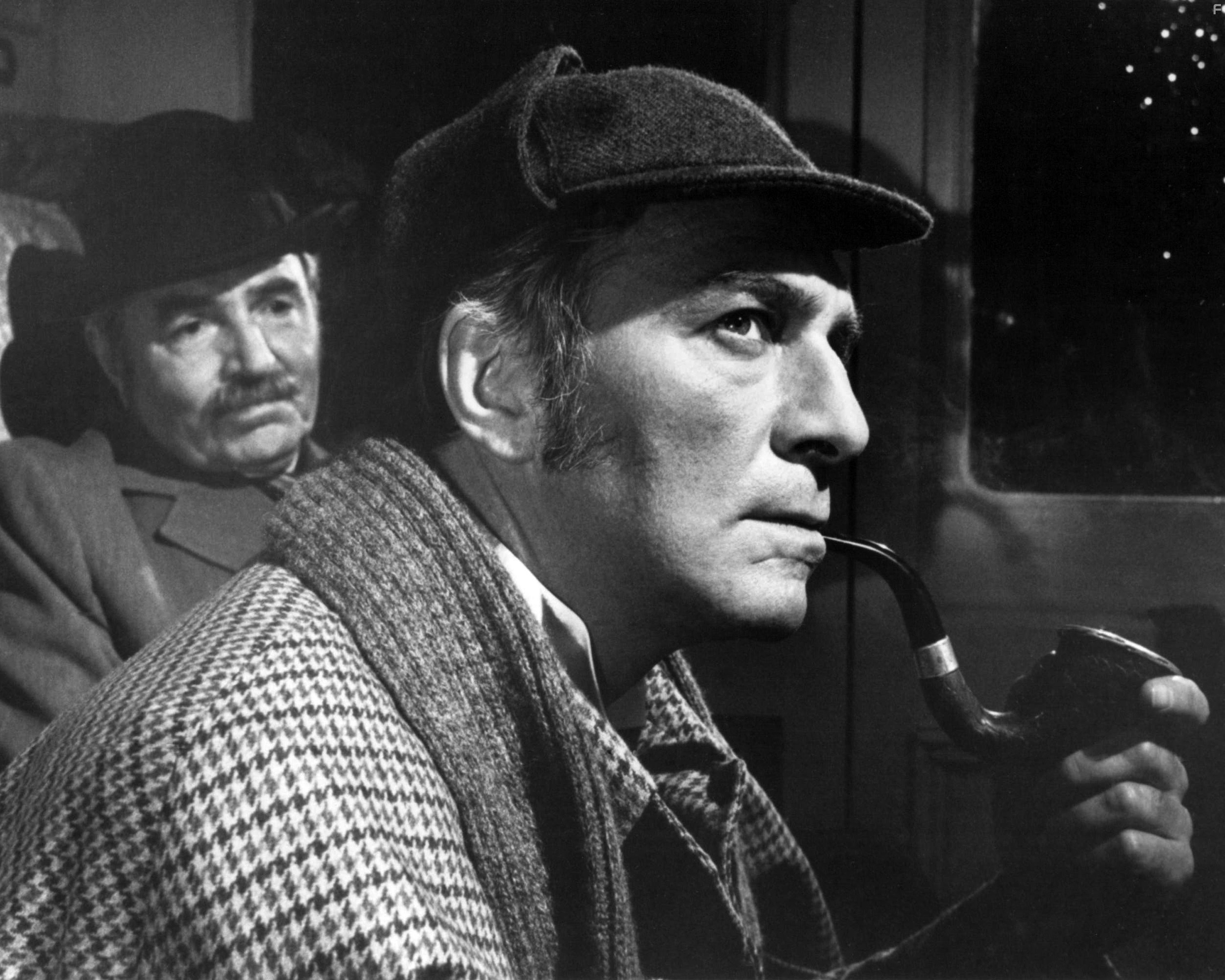 James Mason and Christopher Plummer in Убийство по приказу (1979)