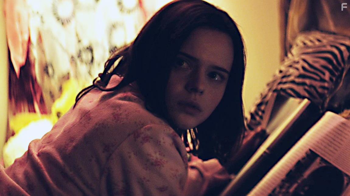 Jennifer Laporte in Spiral (2019)