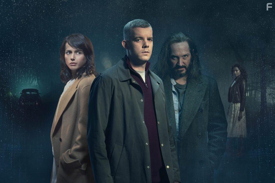 Russell Tovey and Amrita Acharia in Because the Night (2020)