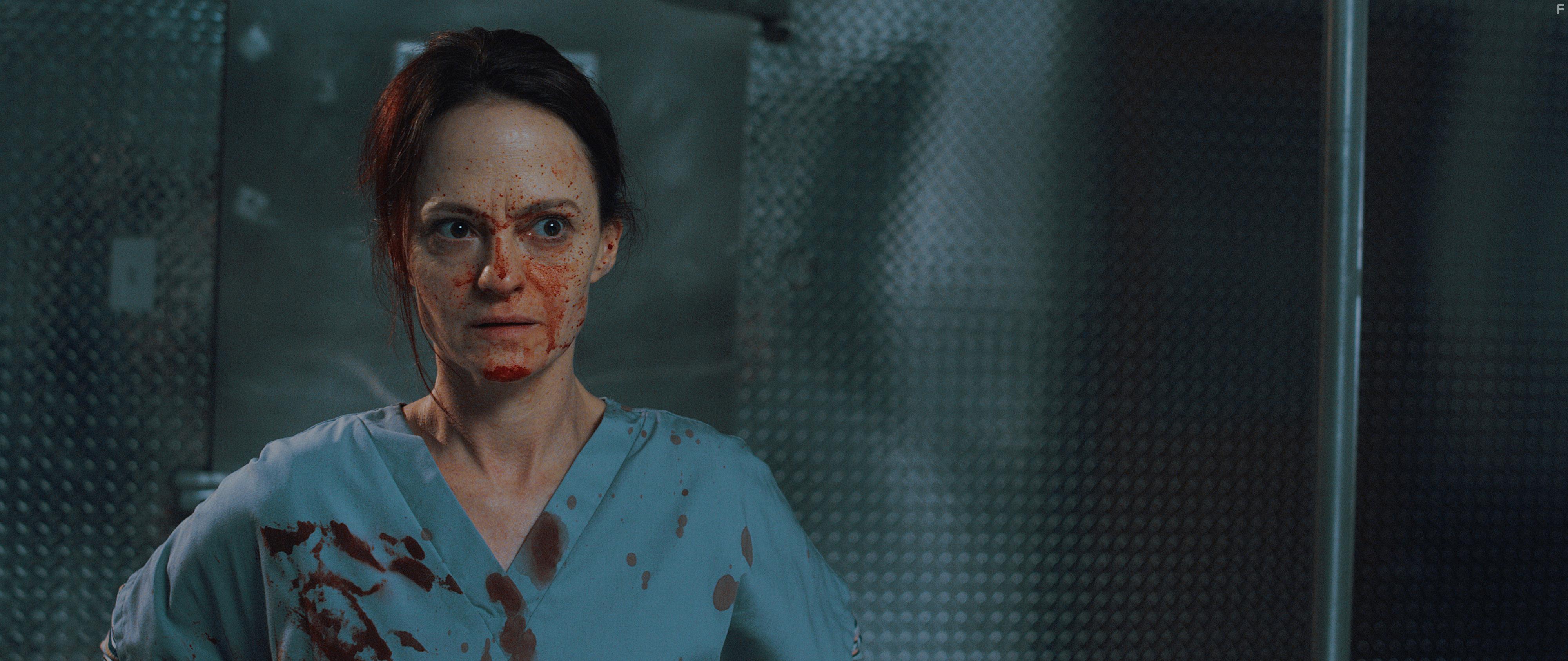 Angela Bettis in 12 Hour Shift (2020)