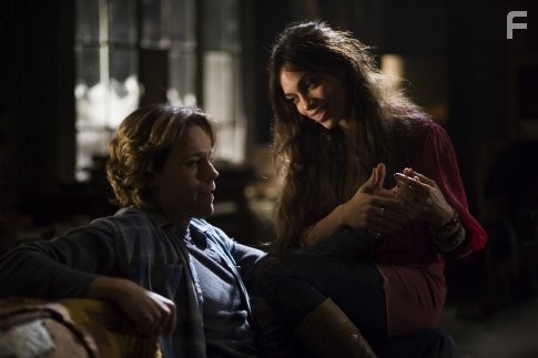 Rosario Dawson and Adam Pascal in Богема (2005)