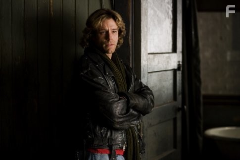 Adam Pascal in Богема (2005)