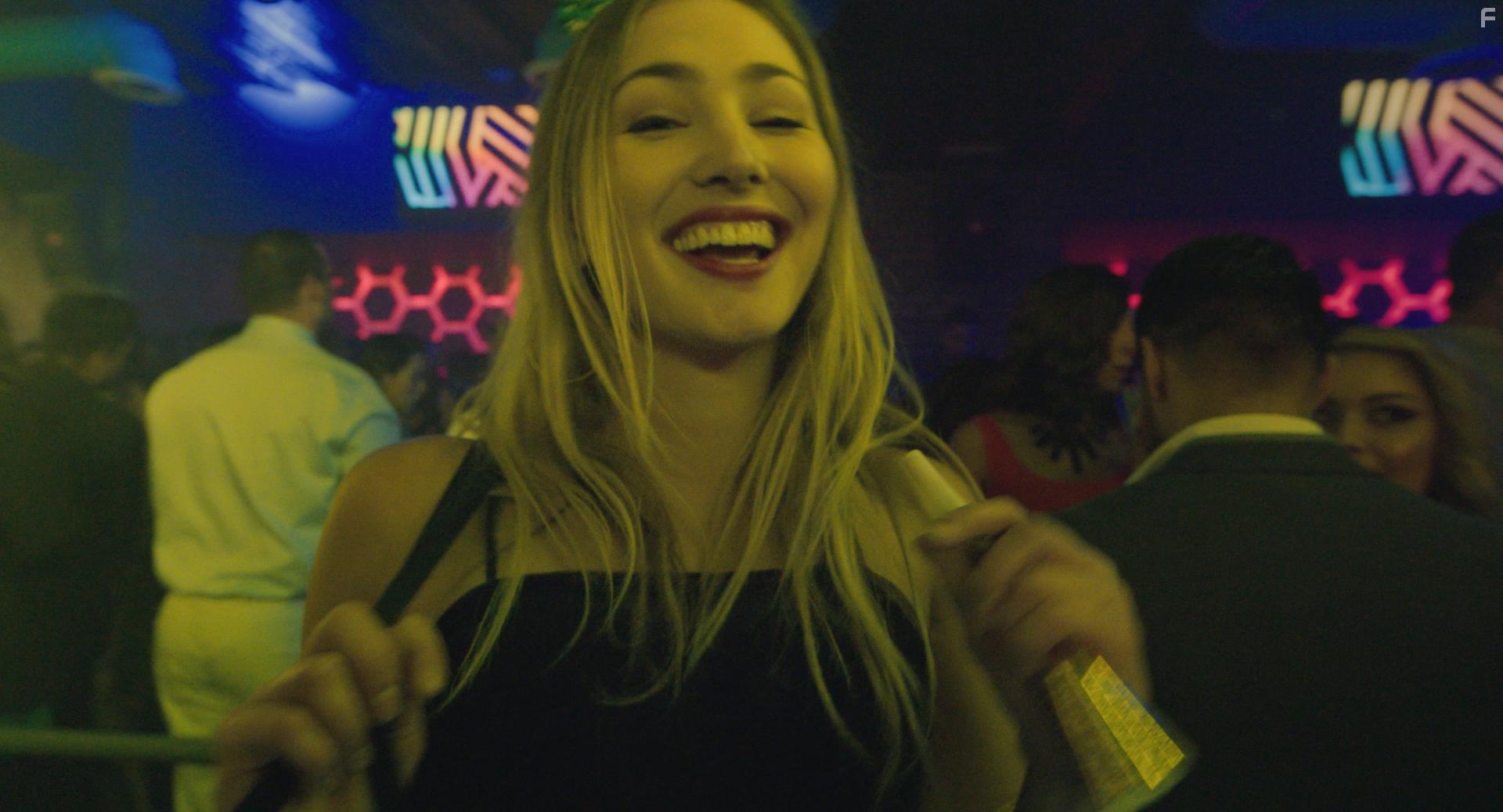 Kristine Veta in Feliz Ao Tijuana (2018)
