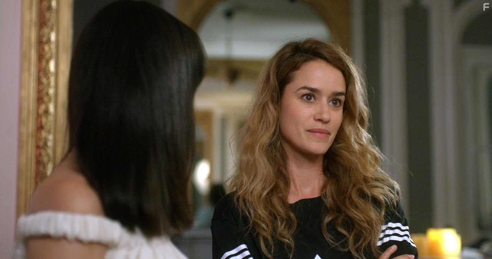 Alice David in Demi soeurs (2018)