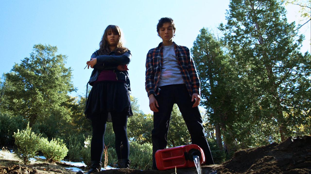 Olivia Tennet and Milo Cawthorne in Blood Punch (2014)