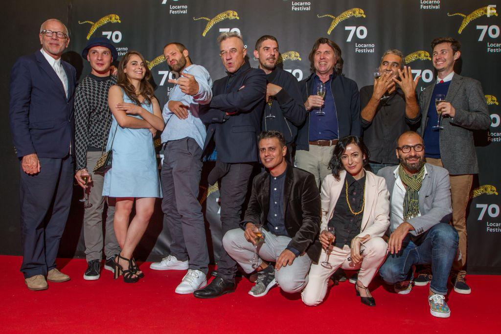 Elvire, Pascal Greggory, F.J. Ossang, Lionel Tua, Simon Roca, Lus Urbano, Sbastien Haguenauer, Rafael Math, Damien Bonnard, Lisa Hartmann, Paul Hamy, and Alexis Manenti in 9 doigts (2017)