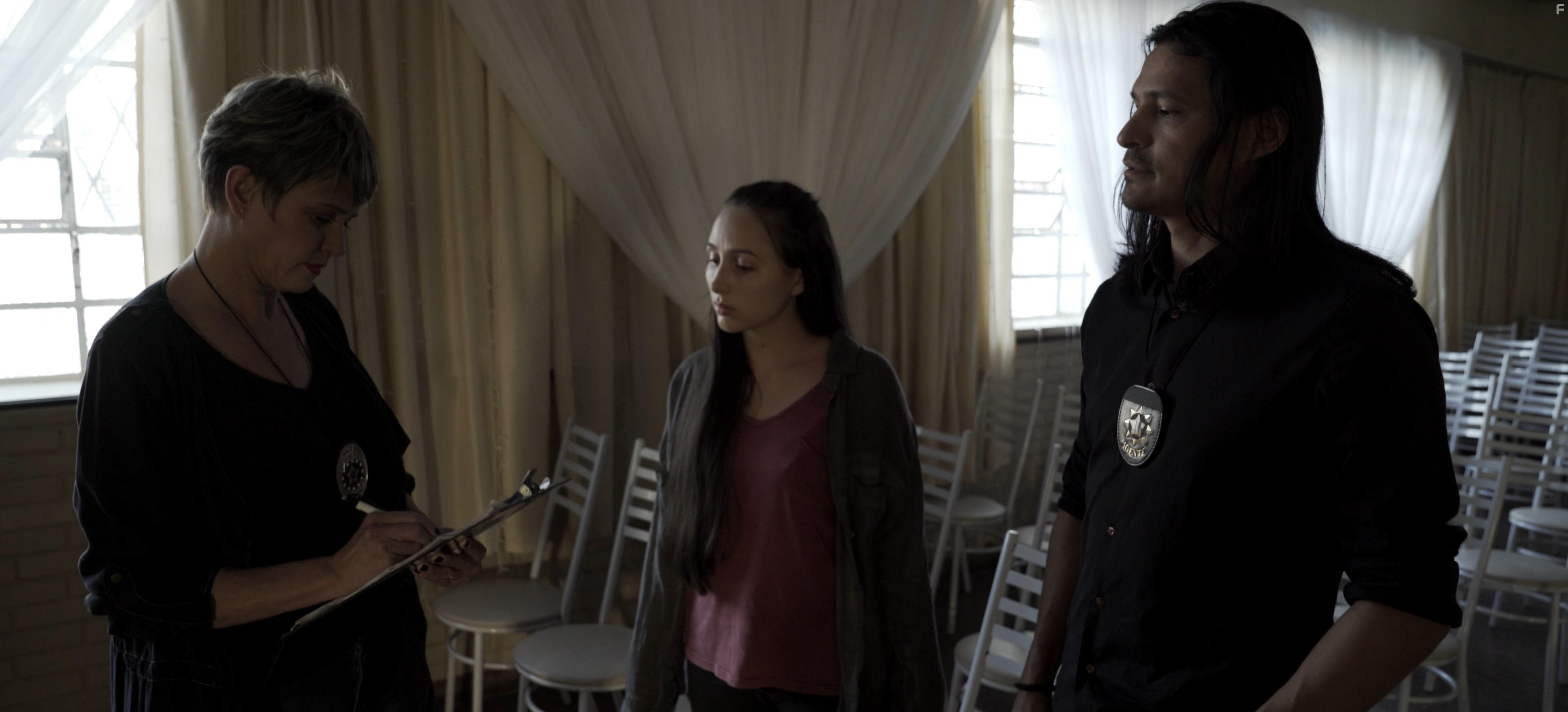 Marcos Guarani, Yonara Karam, and Gabrielle Fleck in Dark Soccer: Crazy makes crazy (2019)