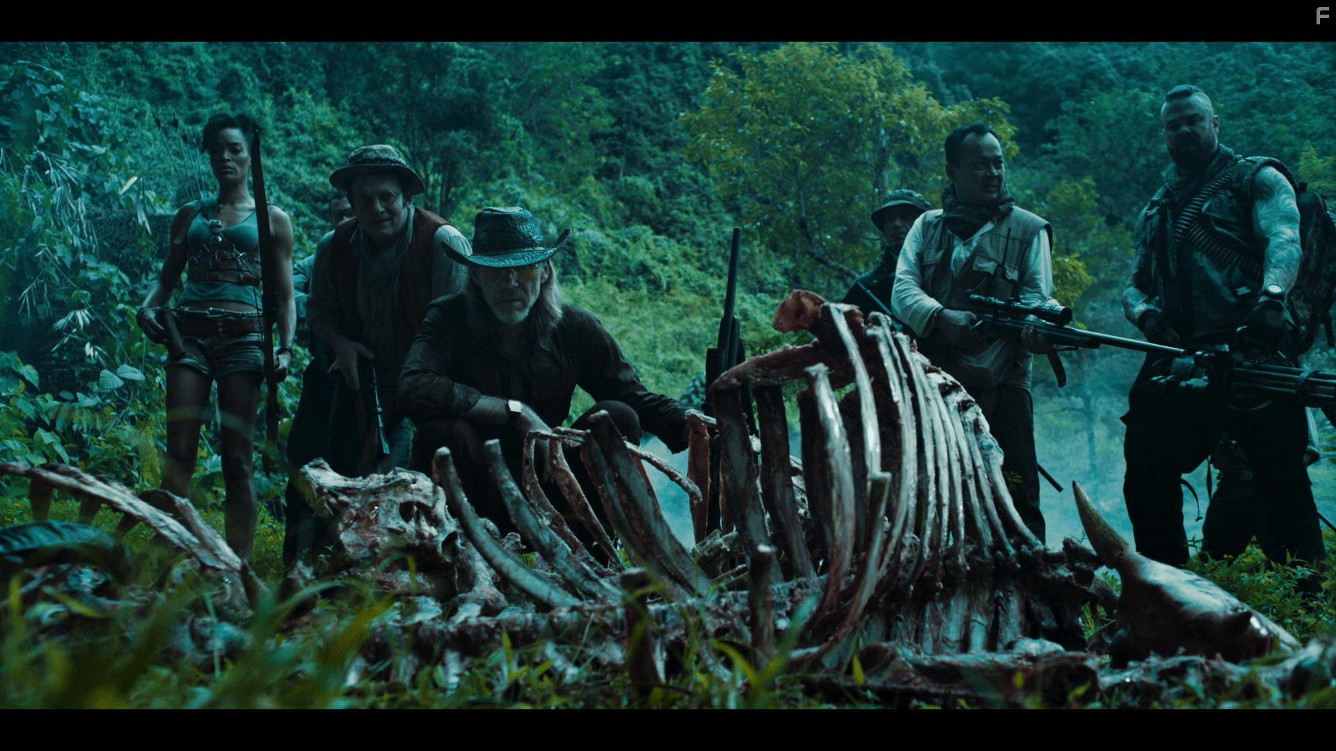 Sahajak Boonthanakit and Richard Brake in Tremors: Shrieker Island (2020)