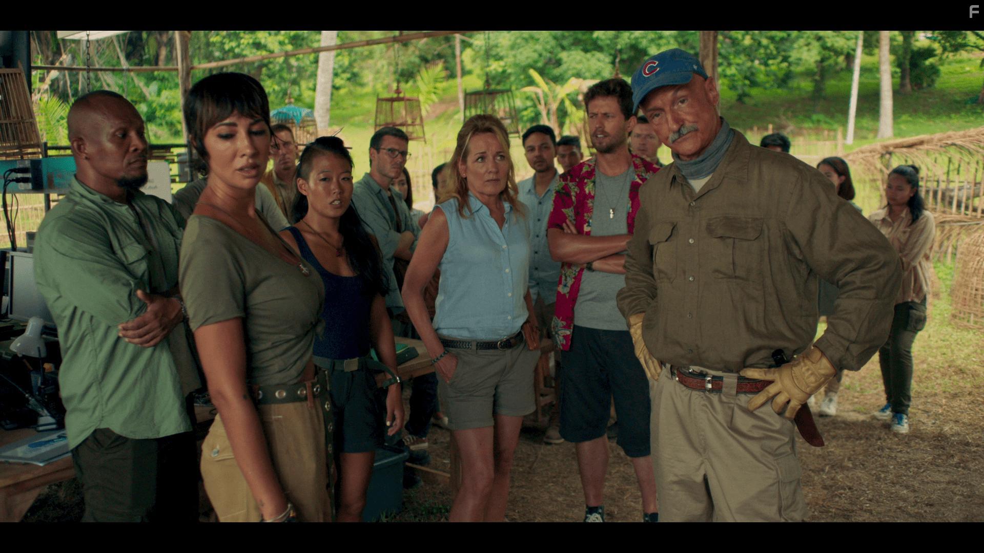 Michael Gross, Don Michael Paul, and Jon Heder in Tremors: Shrieker Island (2020)