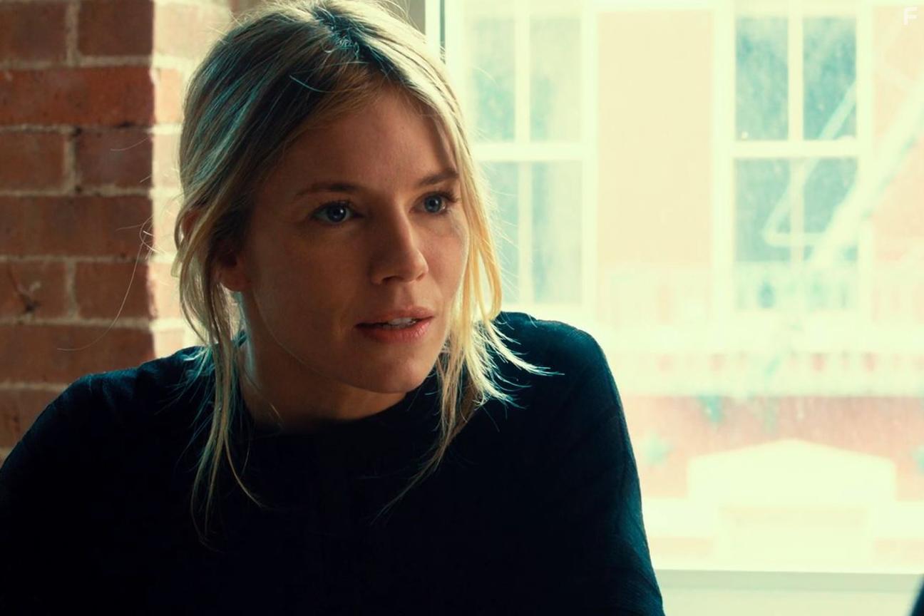 Sienna Miller in The Private Life of a Modern Woman (2017)