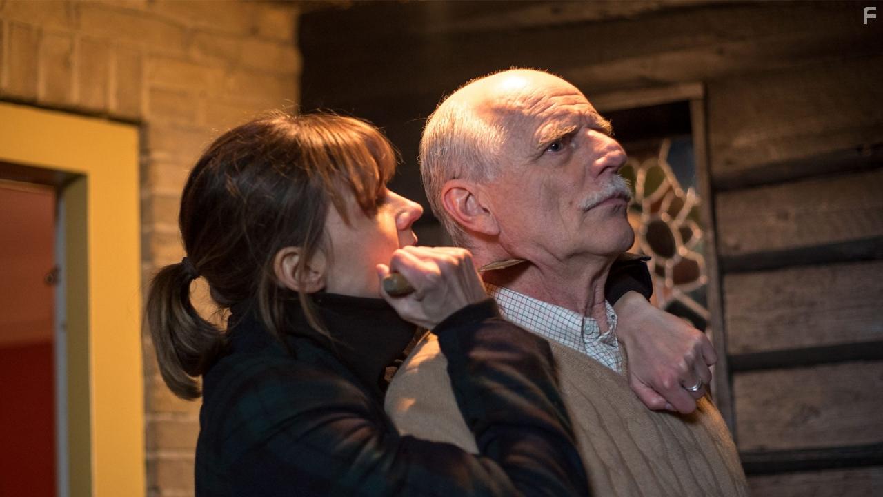 Genio de Groot and Katja Herbers in De Kuthoer (2019)