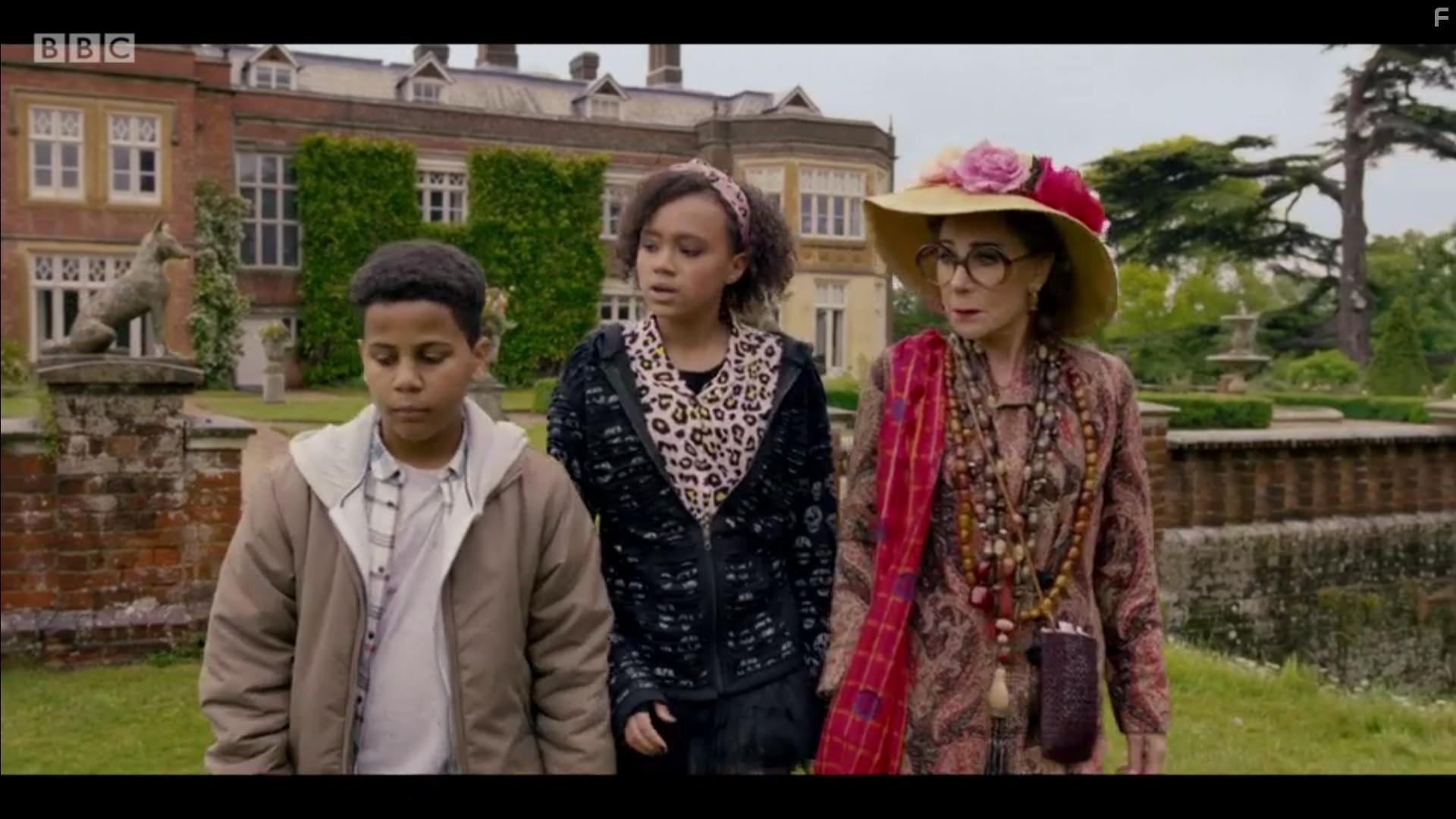 Zo Wanamaker, Thierry Wickens, and India Brown in Worzel Gummidge (2019)