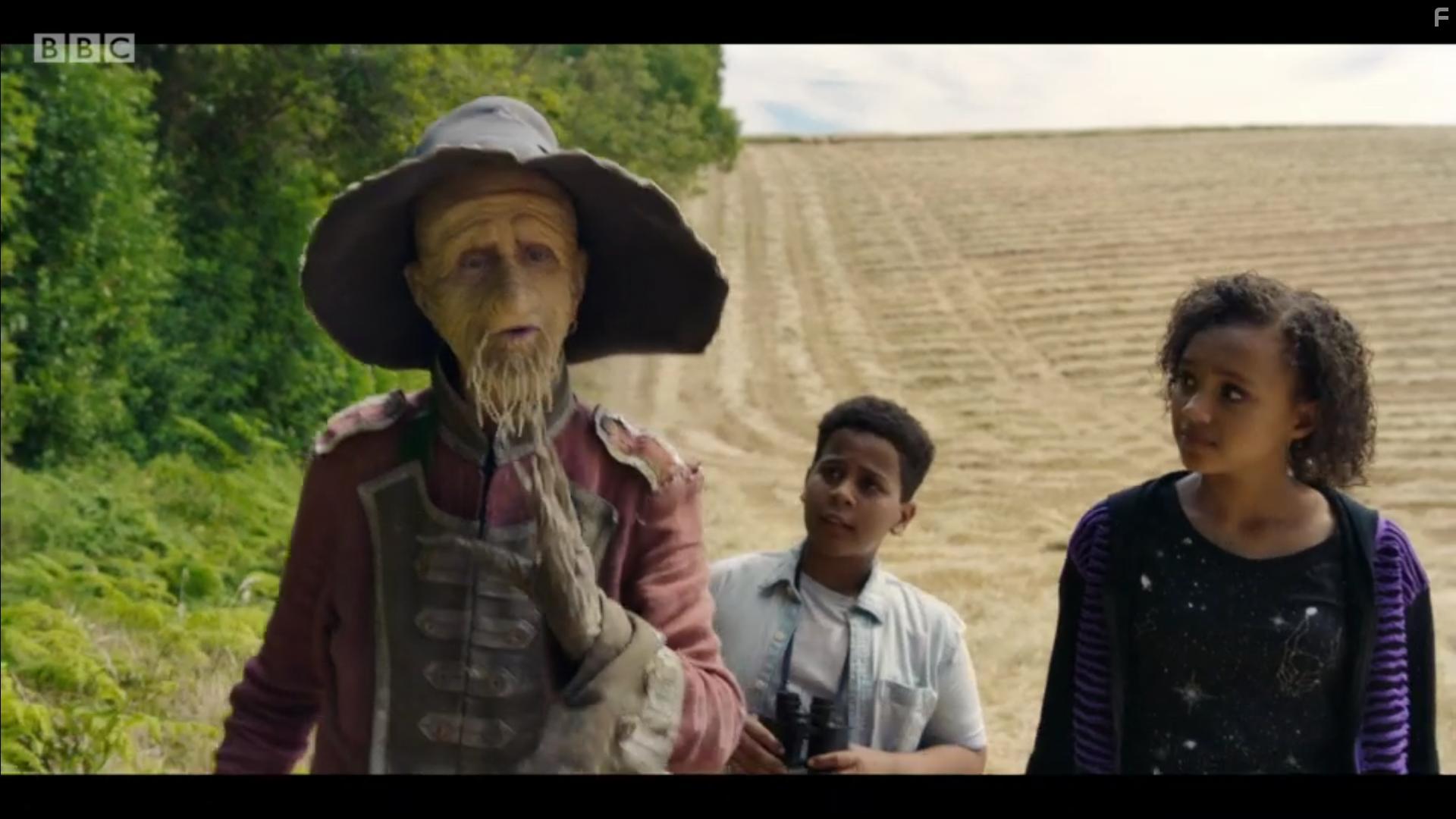 Mackenzie Crook, Thierry Wickens, and India Brown in Worzel Gummidge (2019)