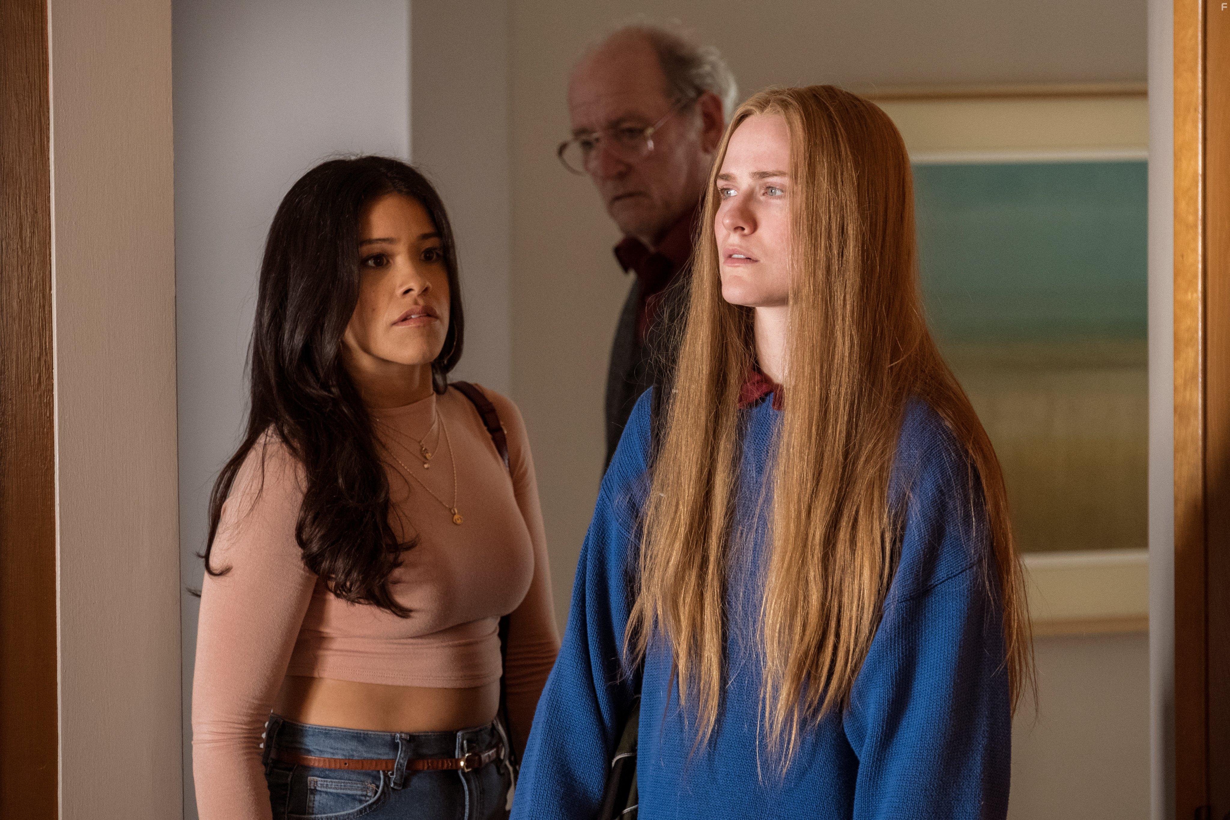 Richard Jenkins, Evan Rachel Wood, and Gina Rodriguez in Kajillionaire (2020)