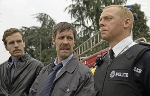 Paddy Considine, Simon Pegg, and Rafe Spall in Типа крутые легавые (2007)