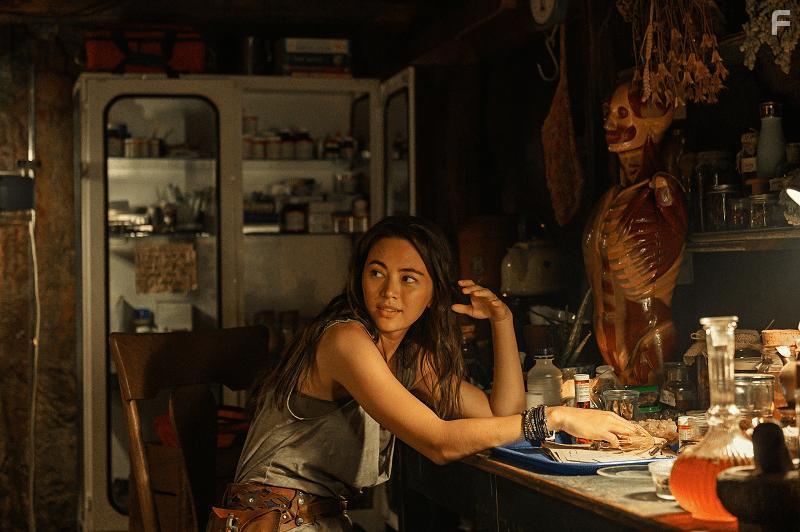 Jessica Henwick in Monster Problems (2020)