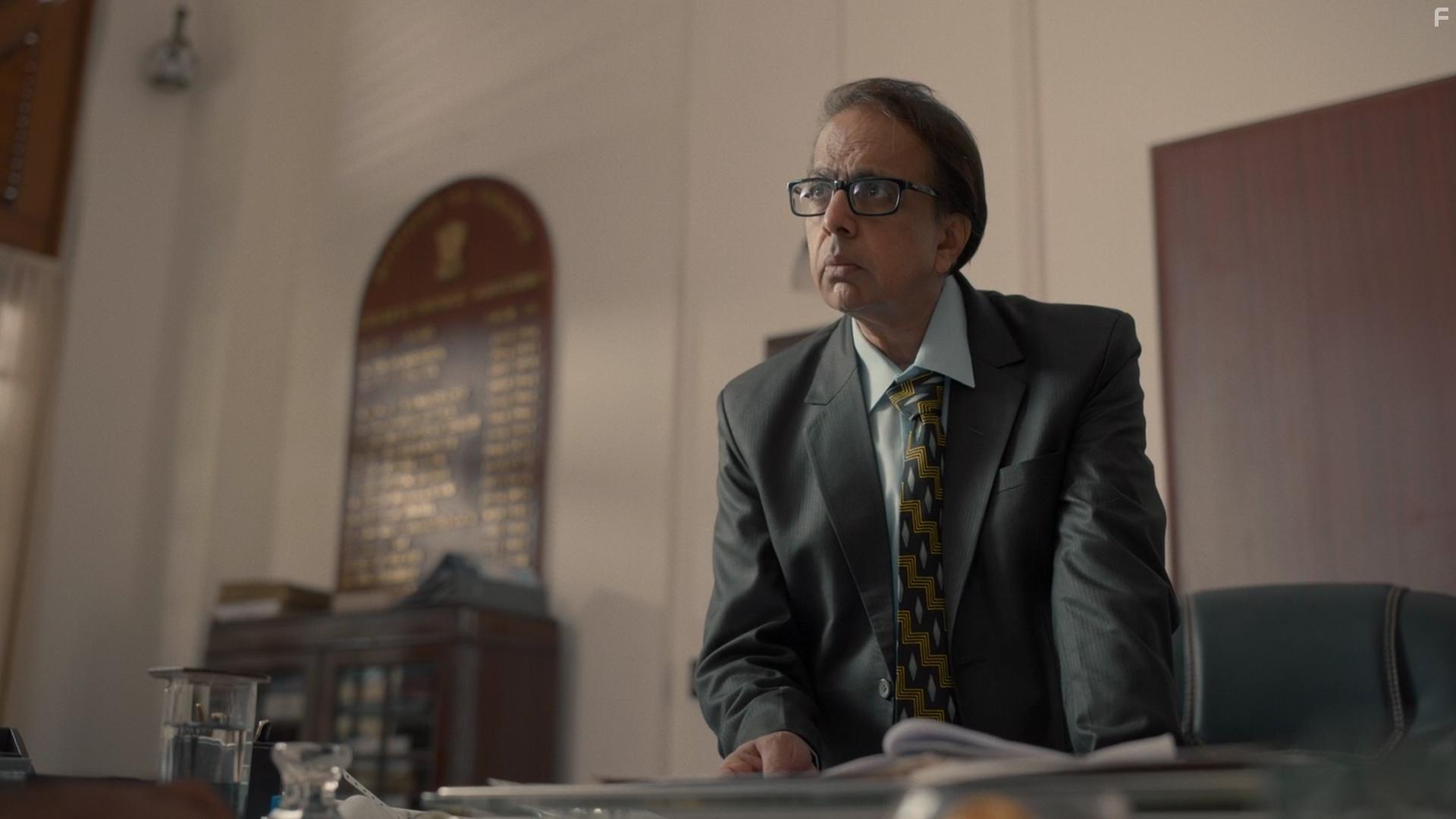 Ananth Narayan Mahadevan in SCAM 1992: The Harshad Mehta Story (2020)