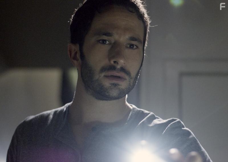 Aaron Wolf in Tar (2020)