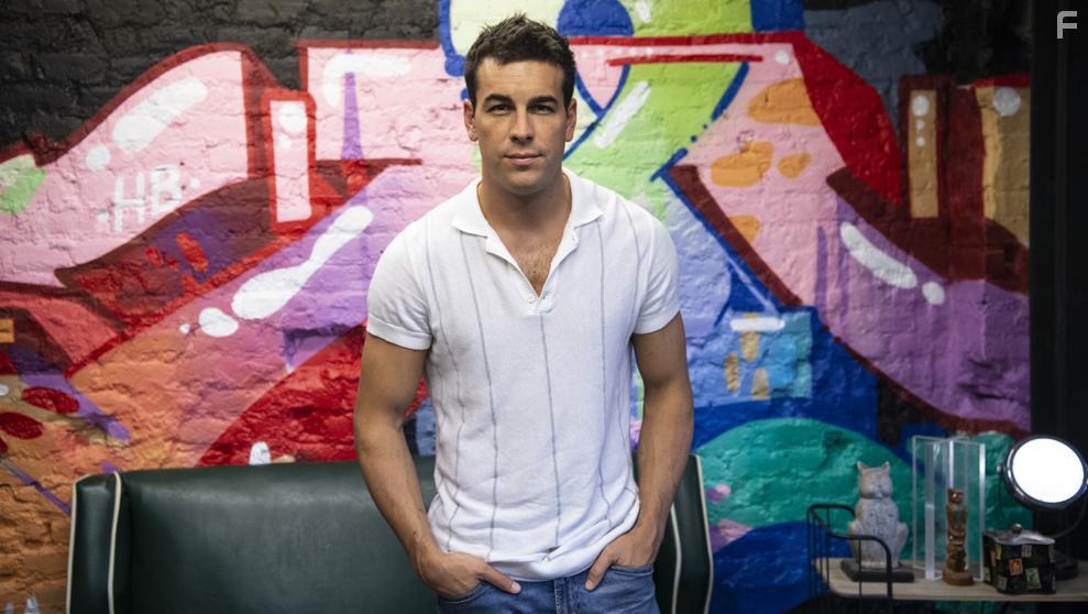 Mario Casas in No matars (2020)
