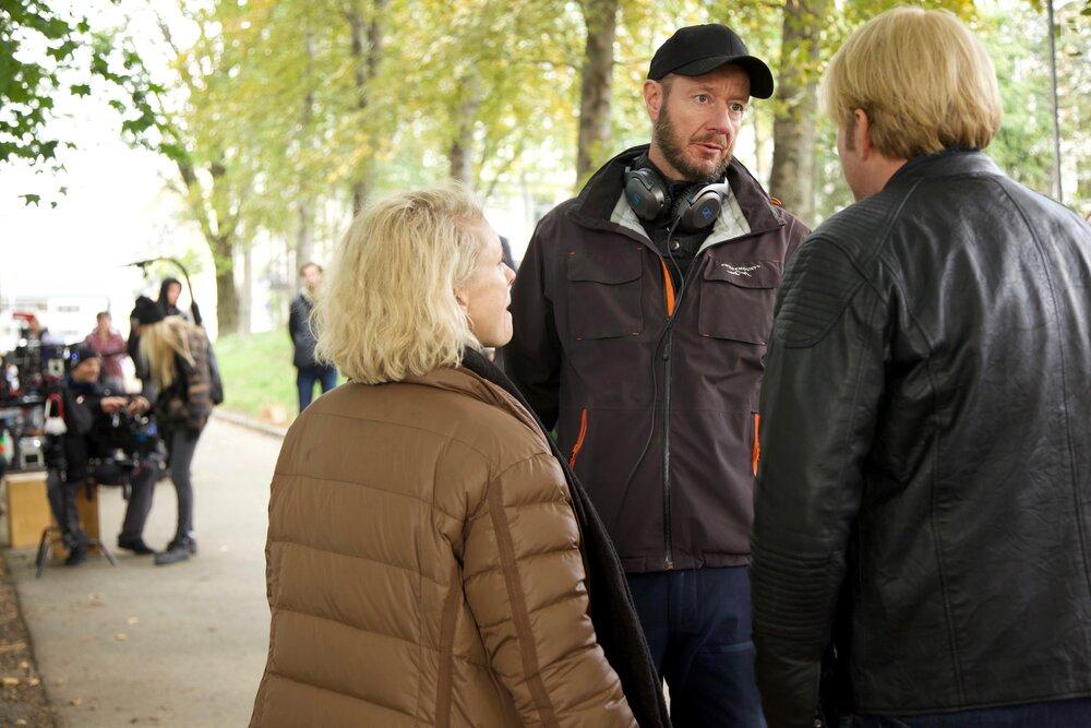 Anders Baasmo Christiansen, MyAnna Buring, and ystein Karlsen in En natt (2018)