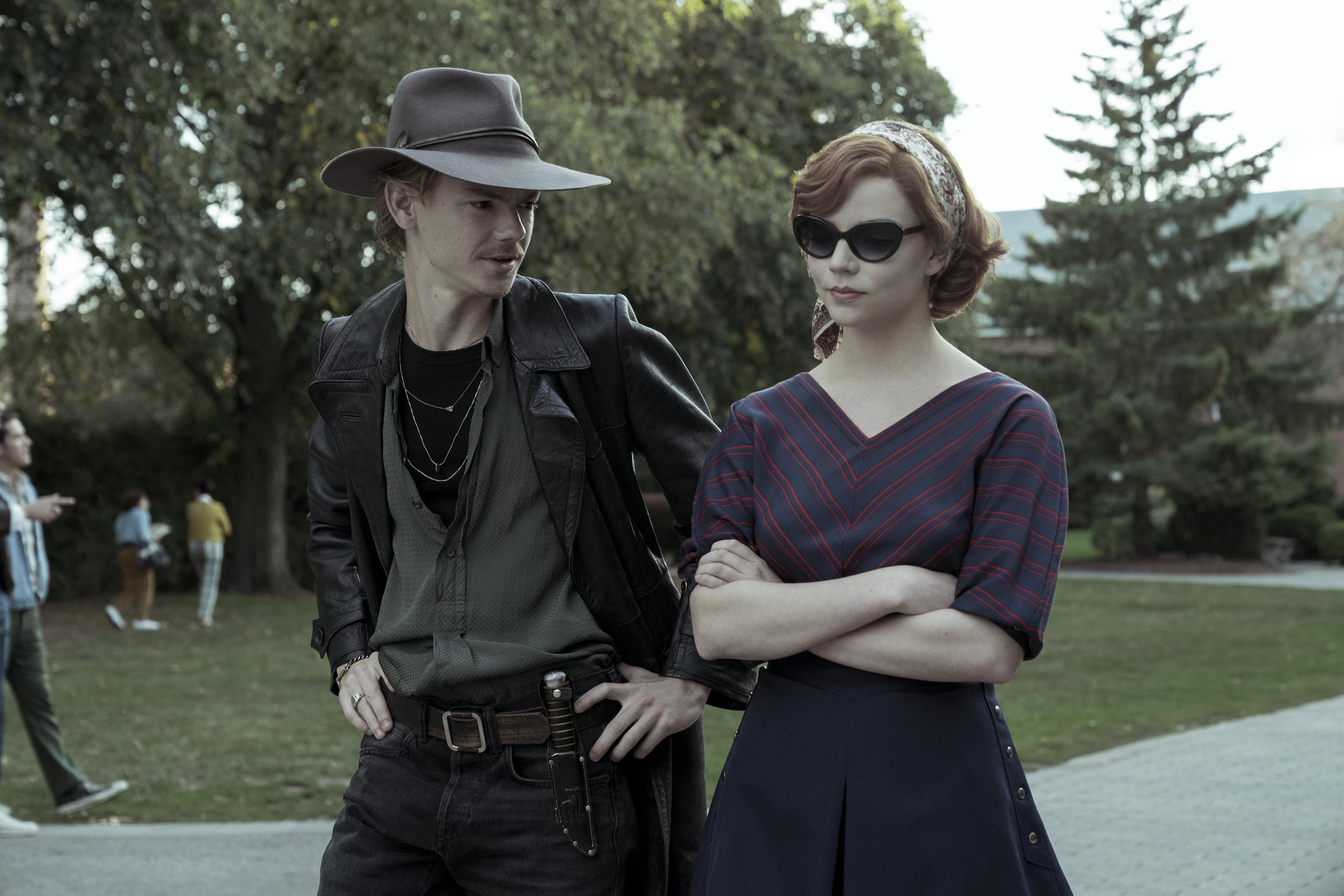 Thomas Brodie-Sangster and Anya Taylor-Joy in The Queen's Gambit (2020)