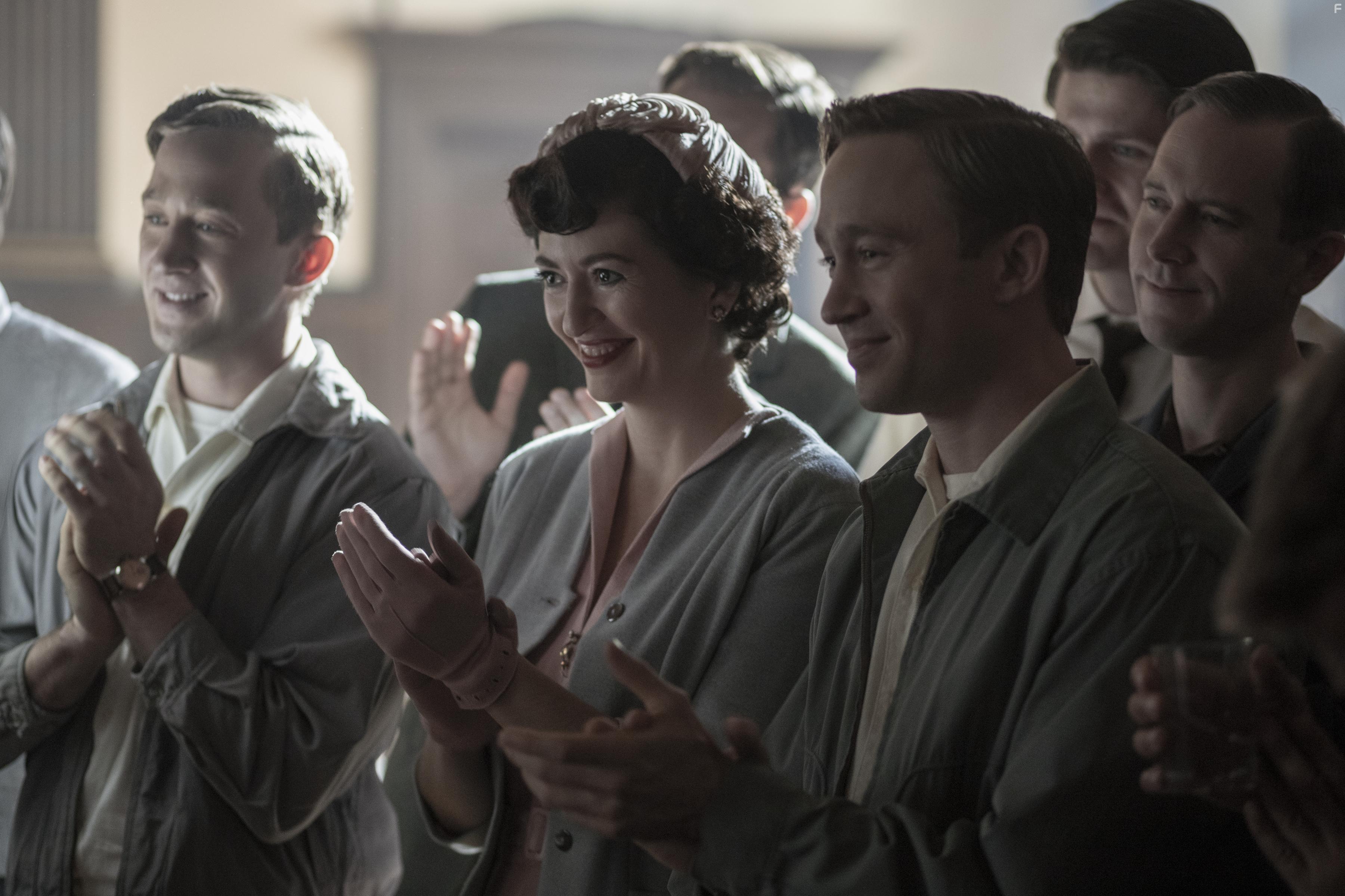 Marielle Heller, Russell Dennis Lewis, and Matthew Dennis Lewis in The Queen's Gambit (2020)