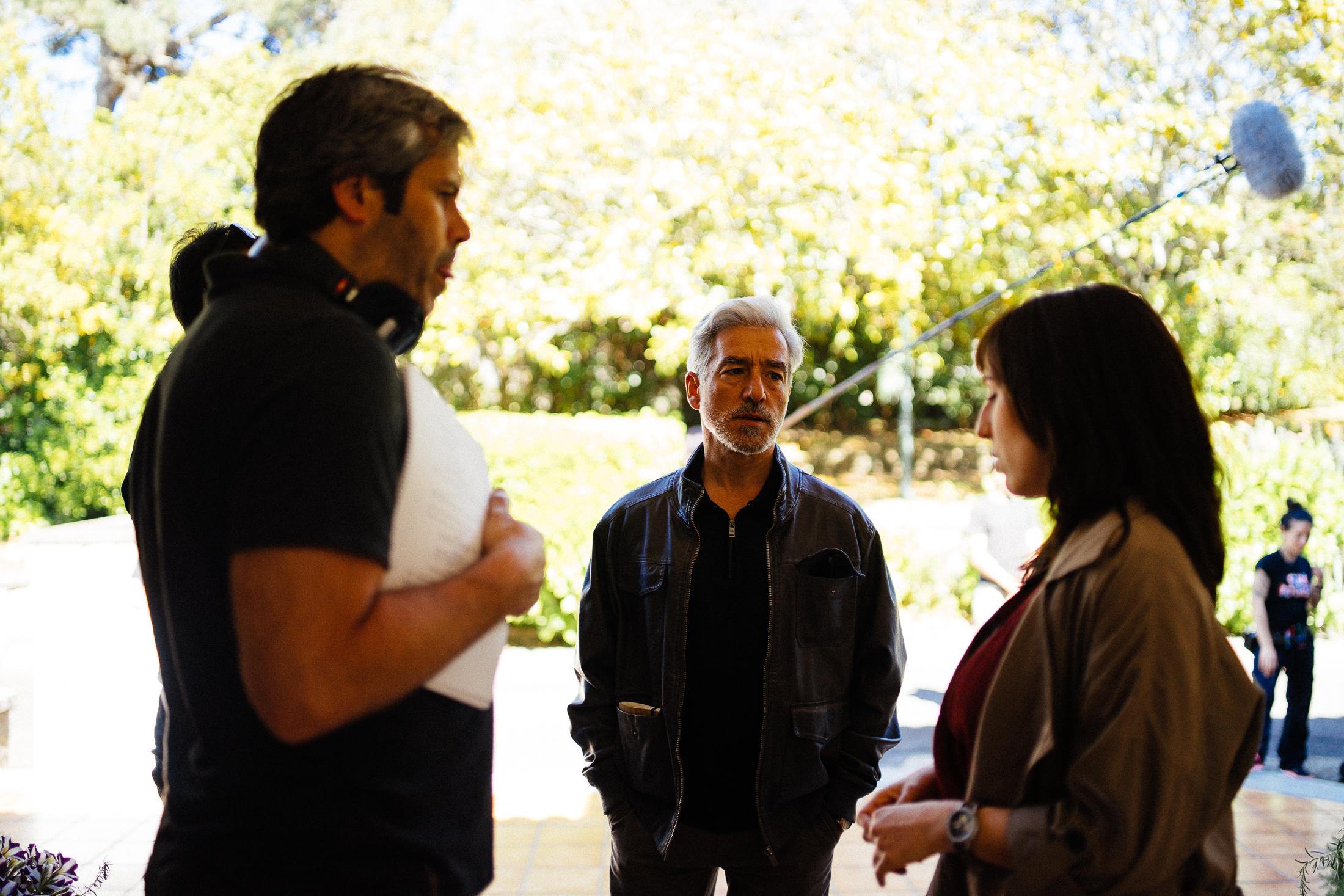 Sergio Pazos and Too Lpez in Auga Seca (2020)