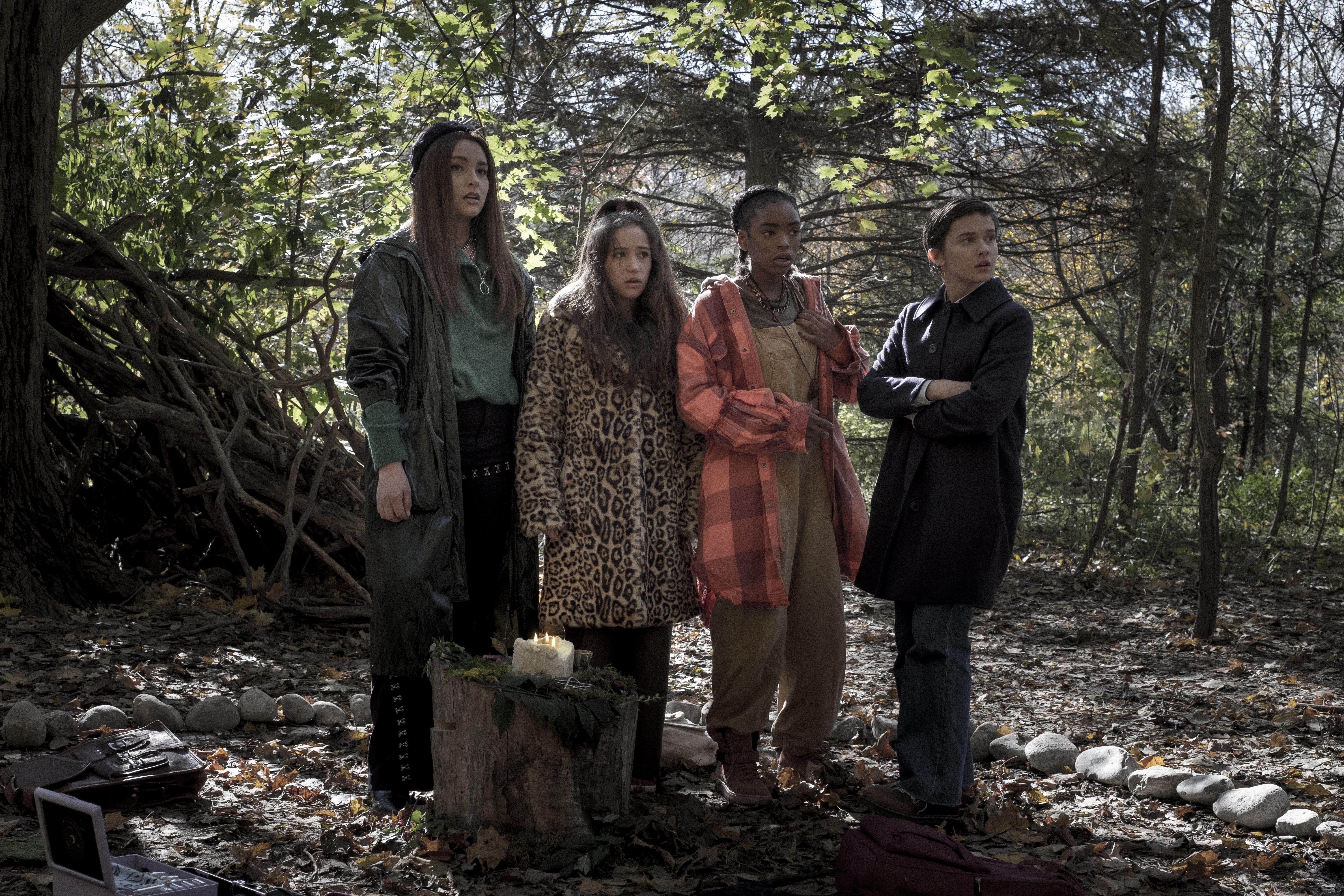 Zoey Luna, Gideon Adlon, Lovie Simone, and Cailee Spaeny in The Craft: Legacy (2020)