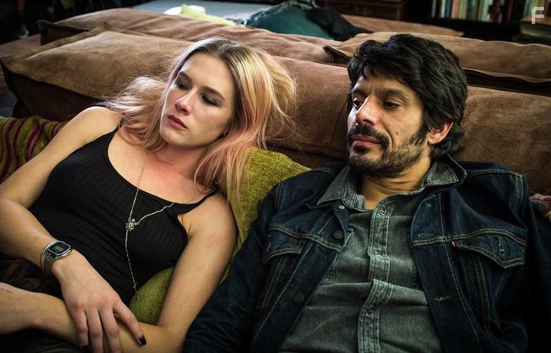 Fiorella Mattheis and Lourinelson Vladmir in Rua Augusta (2018)