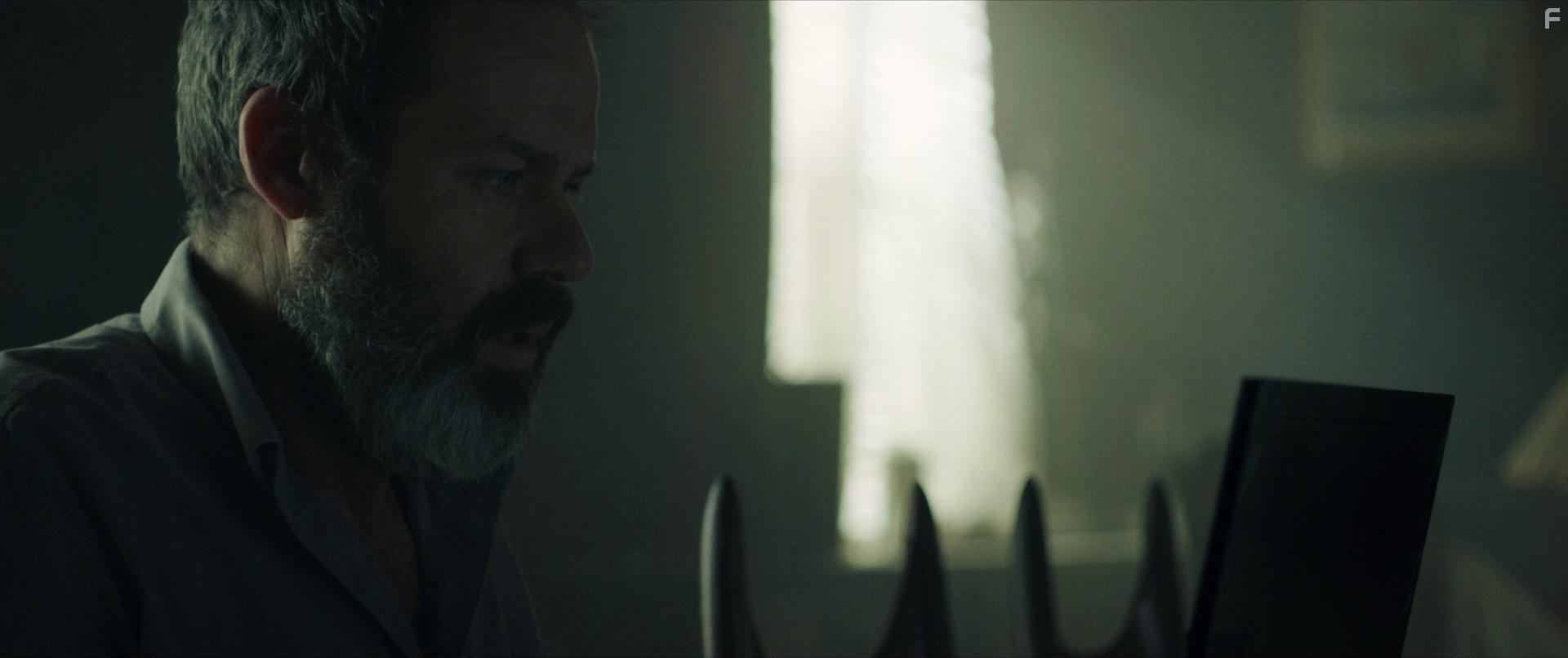 Juli Fbregas in Menendez Parte 1: El da del Seor (2020)