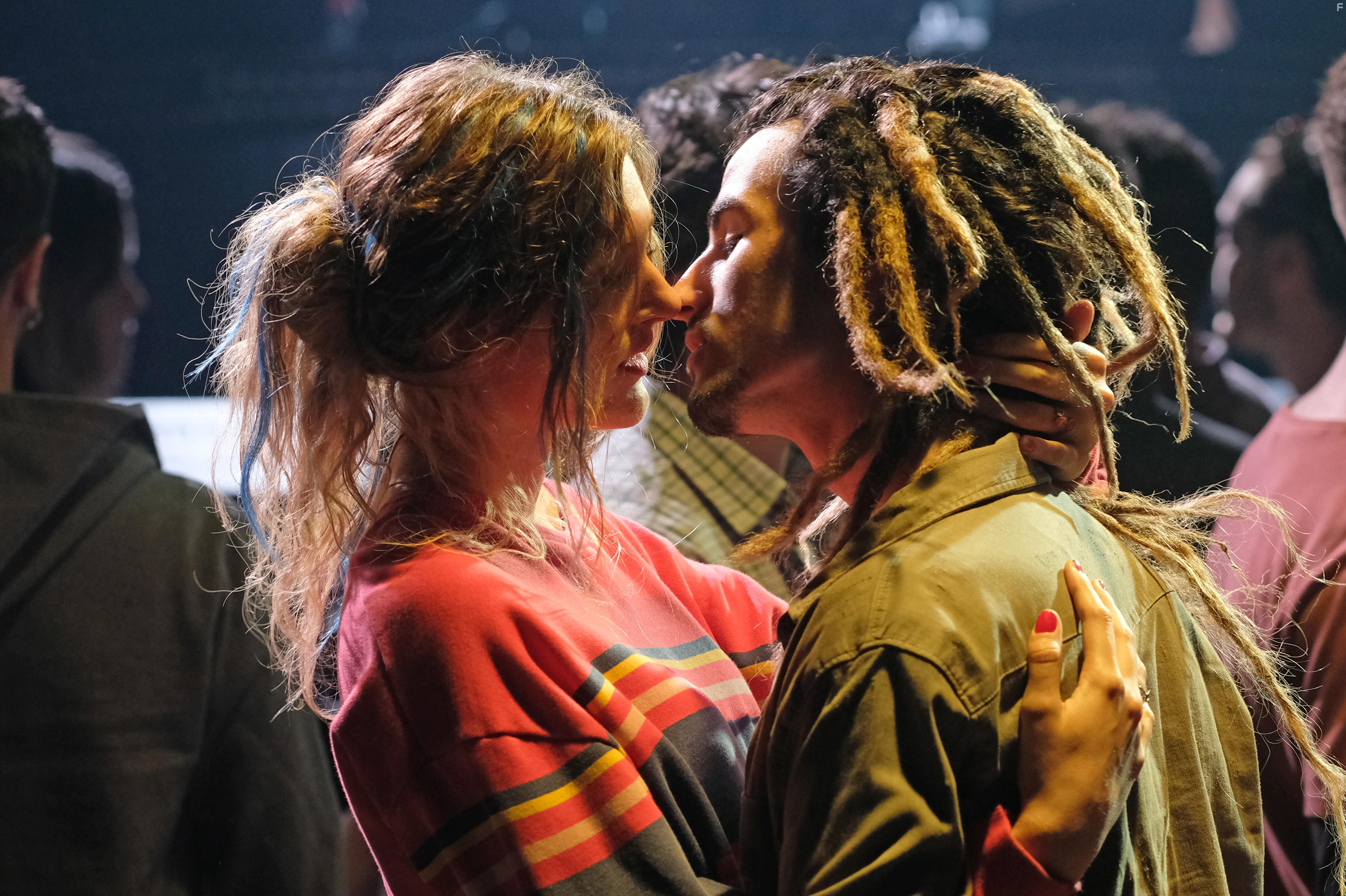 Zoe Tavarelli and Luigi Fedele in Io ti cercher (2020)