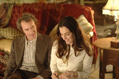 Stephen Dillane and Ayelet Zurer in Осколки (2007)