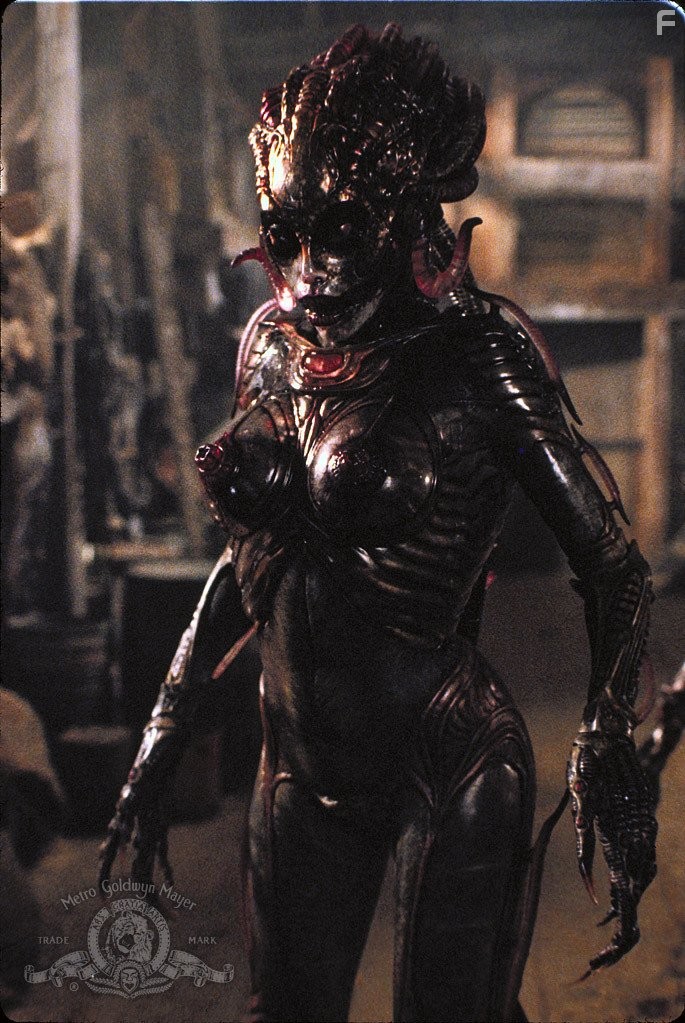 Особь II (1998)