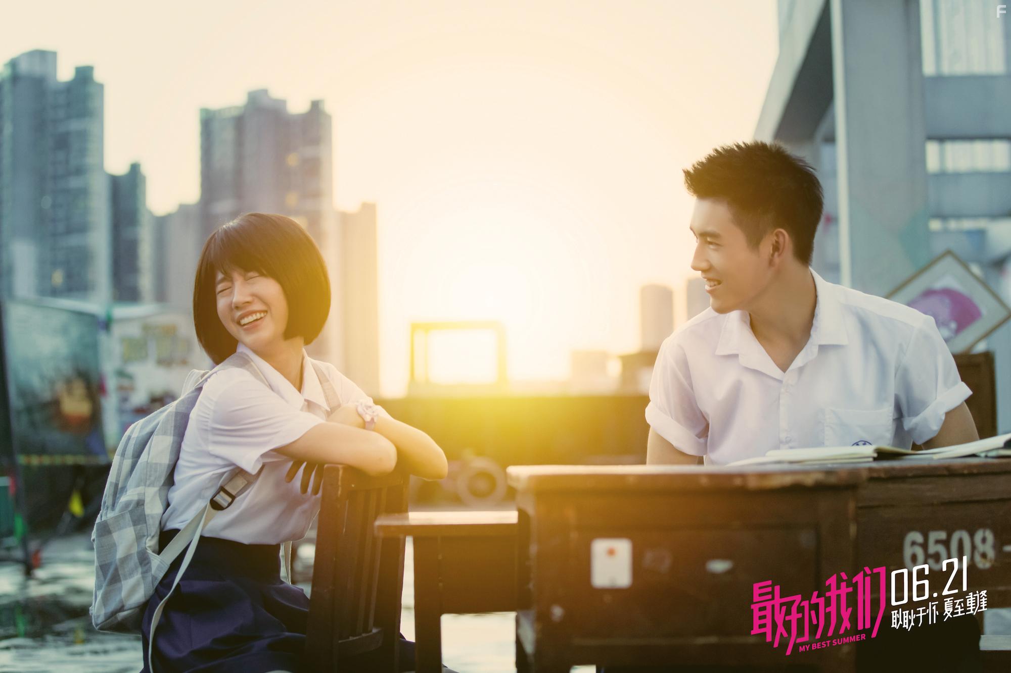 Haha He and Arthur Chen in Zui hao de wo men (2019)