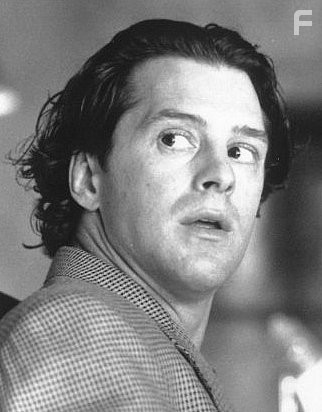 James Acheson in Джинна вызывали? (1996)