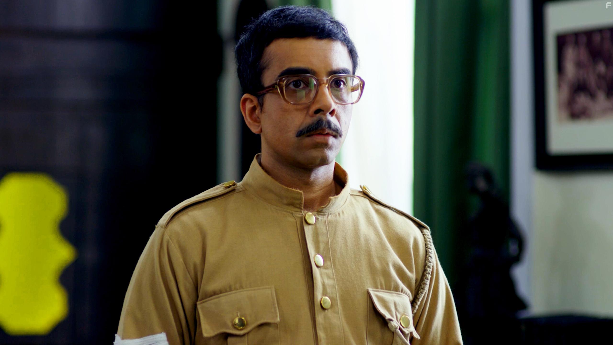 Naveen Kasturia in Bose: Dead/Alive (2017)