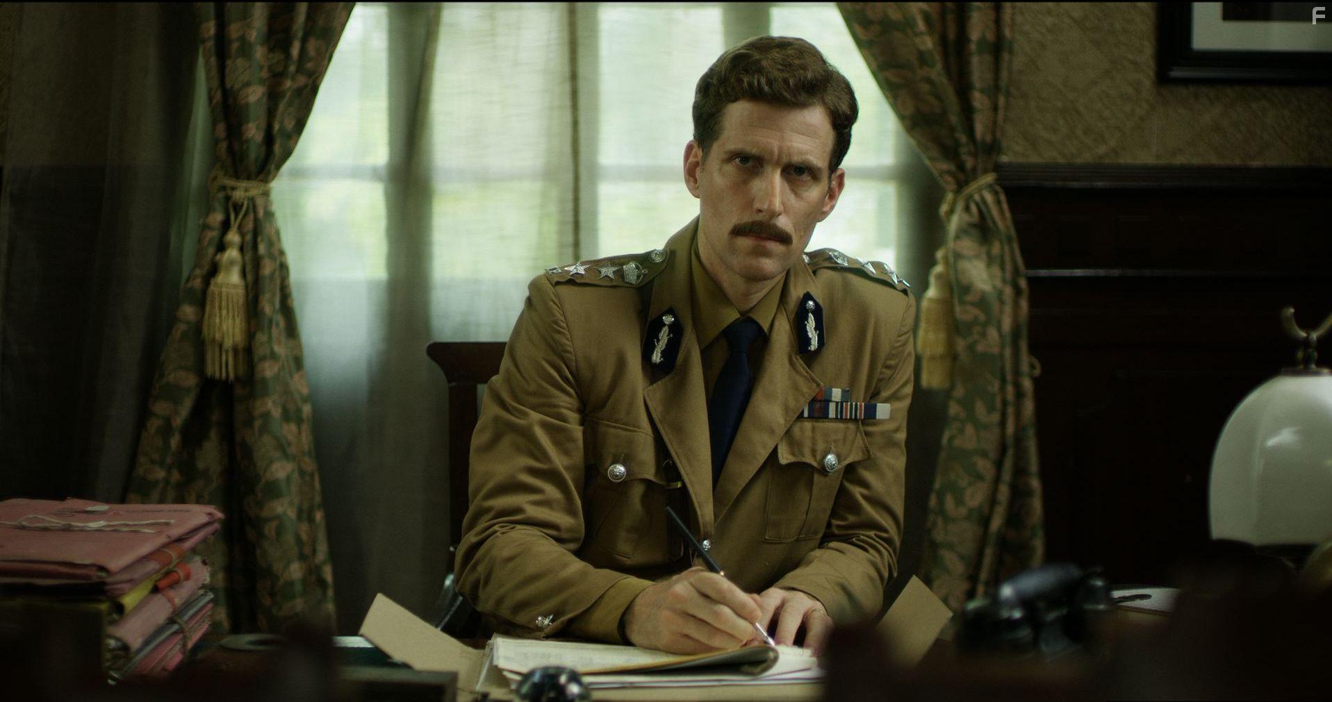 Edward Sonnenblick in Bose: Dead/Alive (2017)