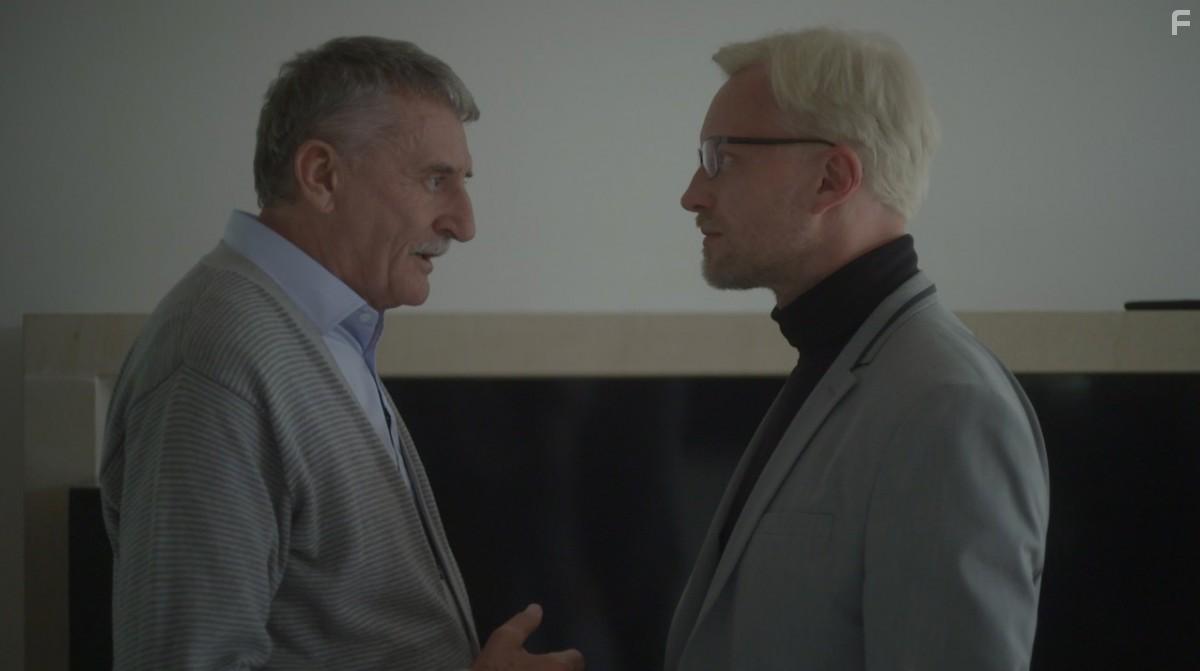 Martin Huba and Viktor Taus in Modr stny (2016)