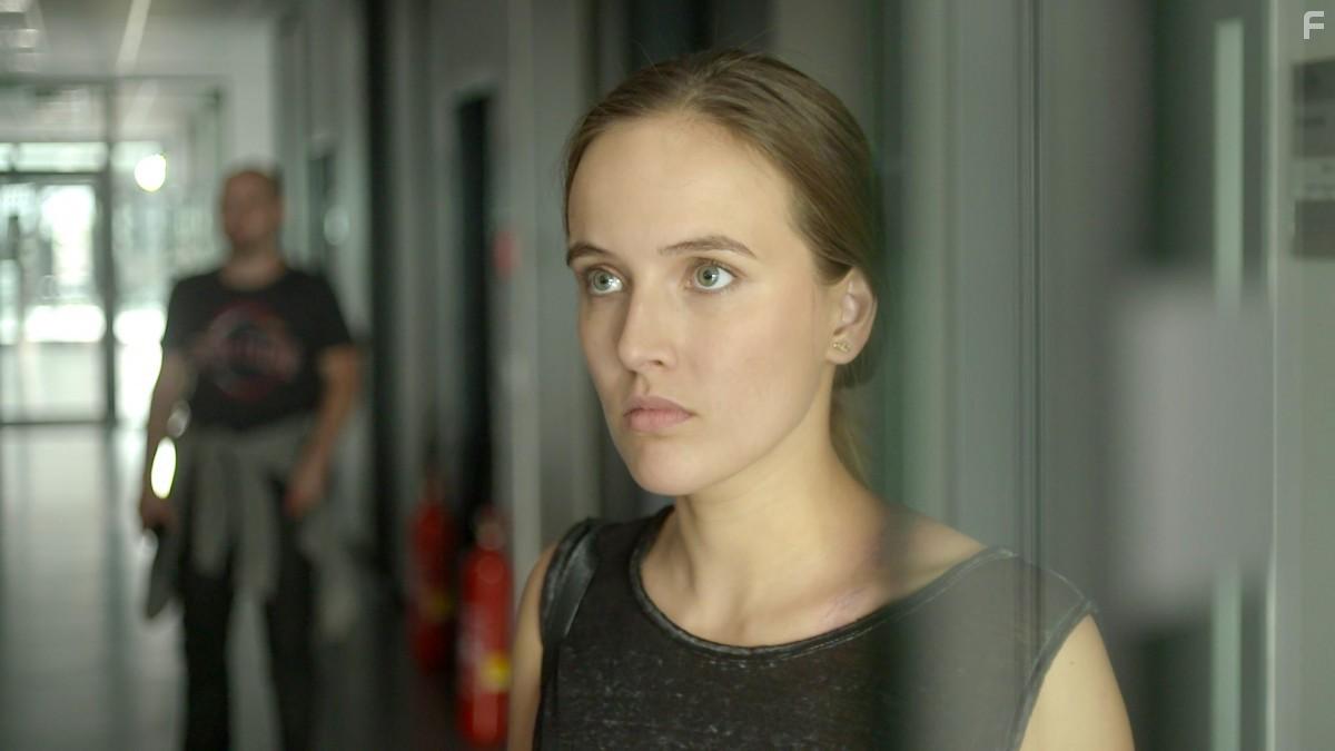 Tereza Voriskova in Modr stny (2016)