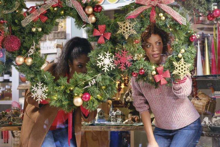 Alvina August in Deliver by Christmas (2020)