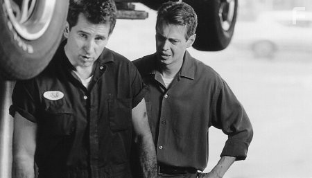 Steve Buscemi and Anthony LaPaglia in Истина в вине (1996)